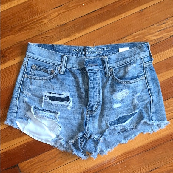 AE HIGH RISE SHORTS - Picture 2 of 3